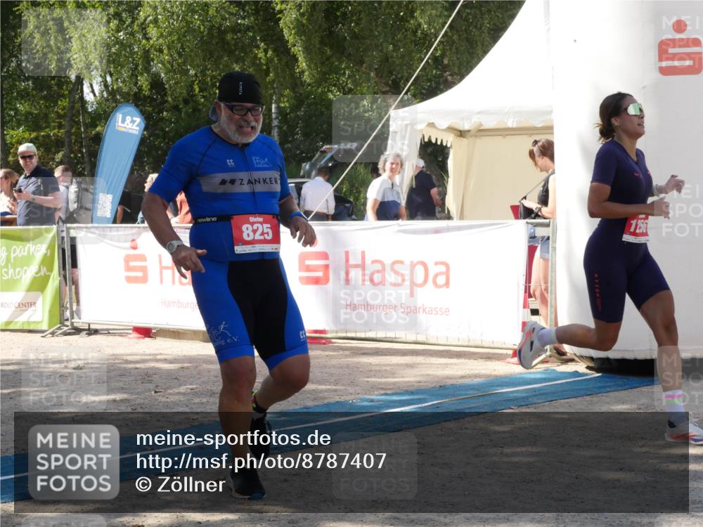07.09.2025 - 19. Norderstedt Triathlon Zöllner http://msf.ph/oto/8787407 07.09.2025 13:22:45 Ziel 825, 1256 meine-sportfotos.de