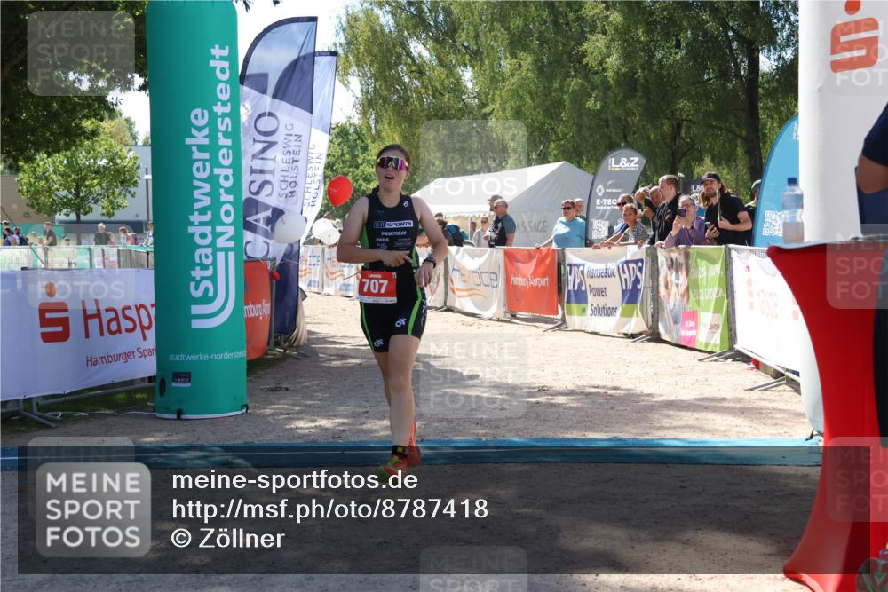 07.09.2025 - 19. Norderstedt Triathlon Zöllner http://msf.ph/oto/8787418 07.09.2025 13:34:11 Ziel 275, 707, 1214 meine-sportfotos.de