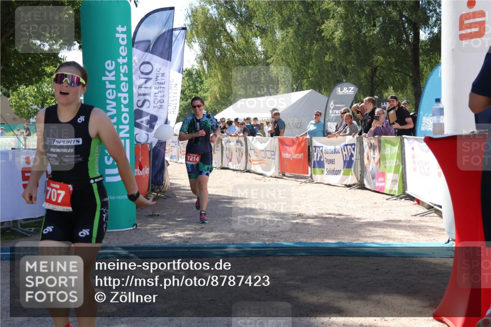 07.09.2025 - 19. Norderstedt Triathlon Zöllner http://msf.ph/oto/8787423 07.09.2025 13:34:12 Ziel 275, 707, 1214 meine-sportfotos.de