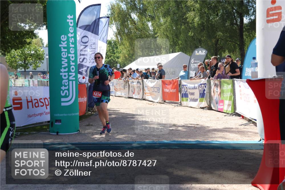 07.09.2025 - 19. Norderstedt Triathlon Zöllner http://msf.ph/oto/8787427 07.09.2025 13:34:12 Ziel 275, 707, 1214 meine-sportfotos.de