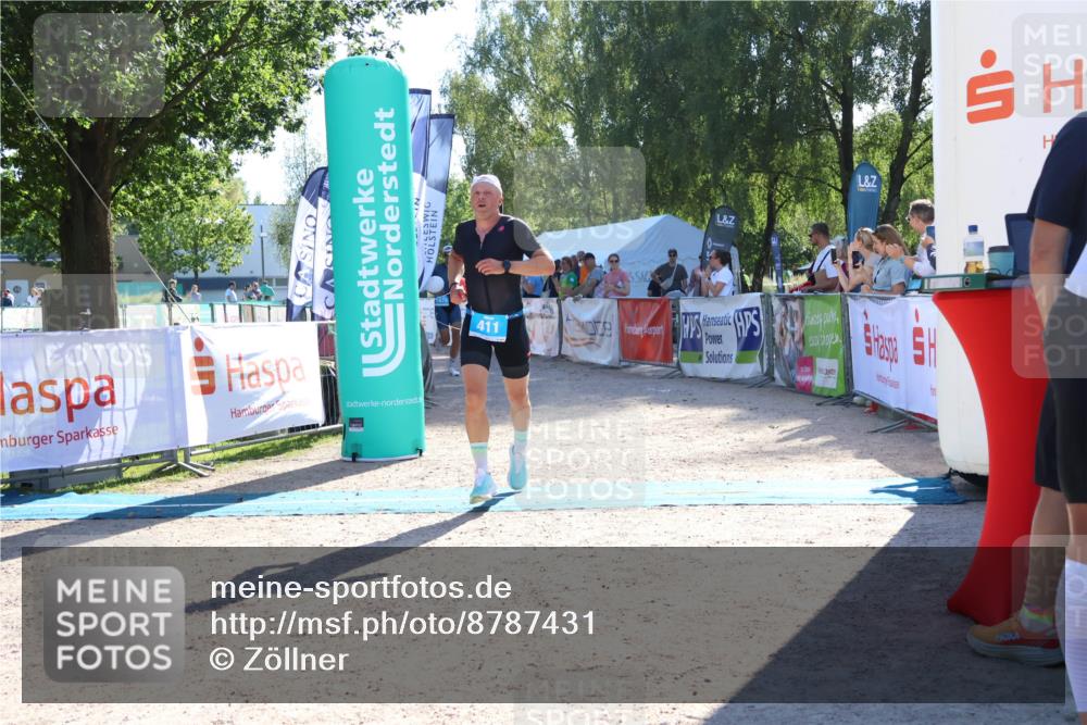 07.09.2025 - 19. Norderstedt Triathlon Zöllner http://msf.ph/oto/8787431 07.09.2025 15:52:59 Ziel 411, 1478 meine-sportfotos.de