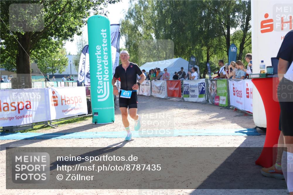 07.09.2025 - 19. Norderstedt Triathlon Zöllner http://msf.ph/oto/8787435 07.09.2025 15:52:59 Ziel 411, 1478 meine-sportfotos.de