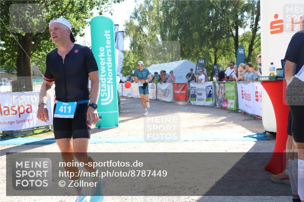07.09.2025 - 19. Norderstedt Triathlon Zöllner http://msf.ph/oto/8787449 07.09.2025 15:53:01 Ziel 411, 1478 meine-sportfotos.de