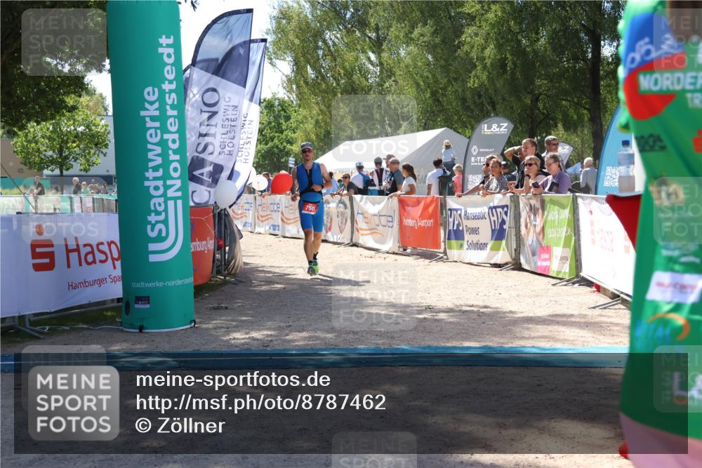 07.09.2025 - 19. Norderstedt Triathlon Zöllner http://msf.ph/oto/8787462 07.09.2025 13:34:36 Ziel 750 meine-sportfotos.de