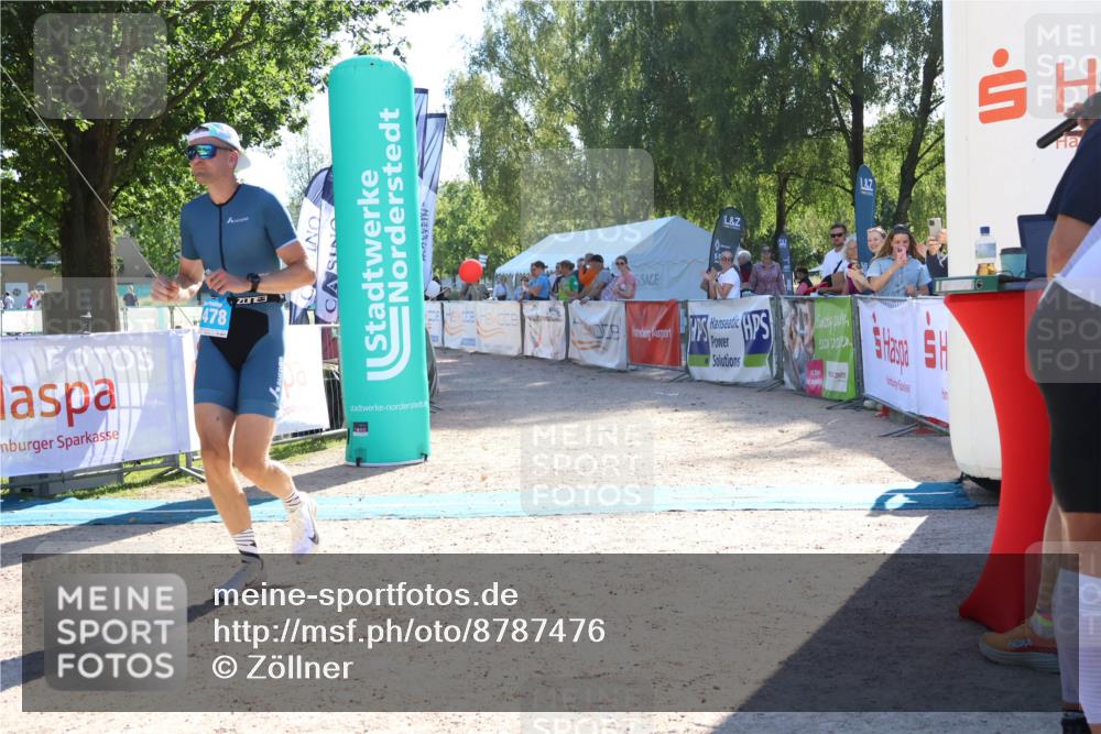 07.09.2025 - 19. Norderstedt Triathlon Zöllner http://msf.ph/oto/8787476 07.09.2025 15:53:03 Ziel 411, 1478 meine-sportfotos.de