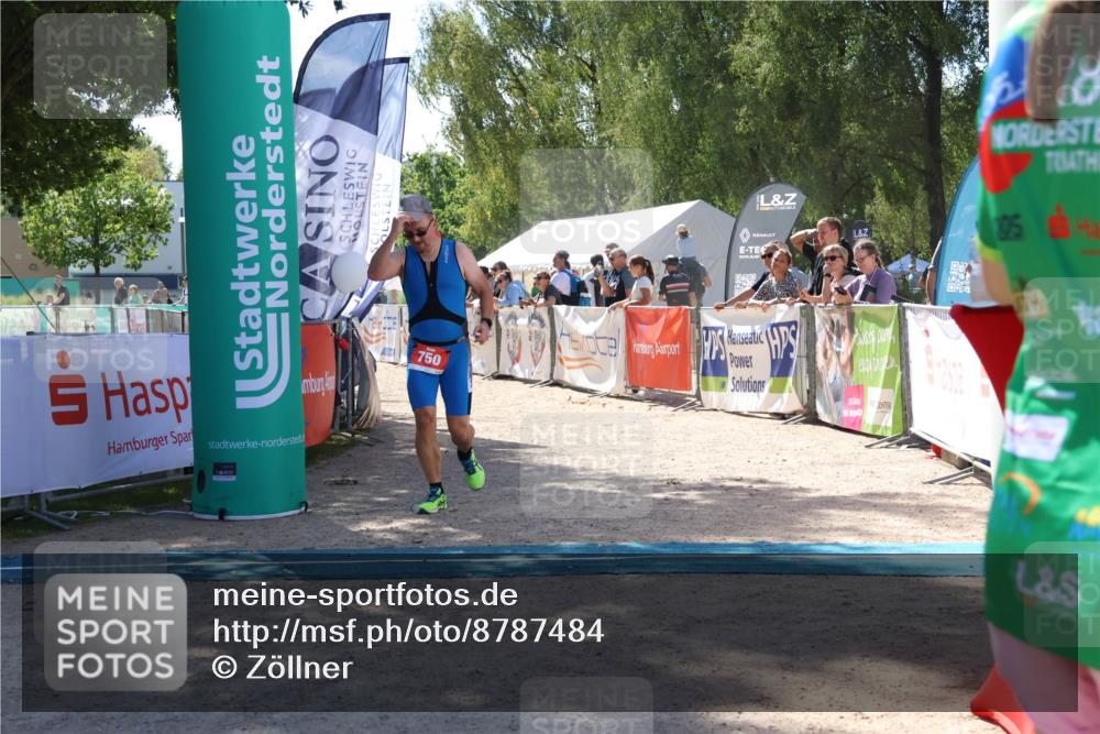 07.09.2025 - 19. Norderstedt Triathlon Zöllner http://msf.ph/oto/8787484 07.09.2025 13:34:38 Ziel 750 meine-sportfotos.de