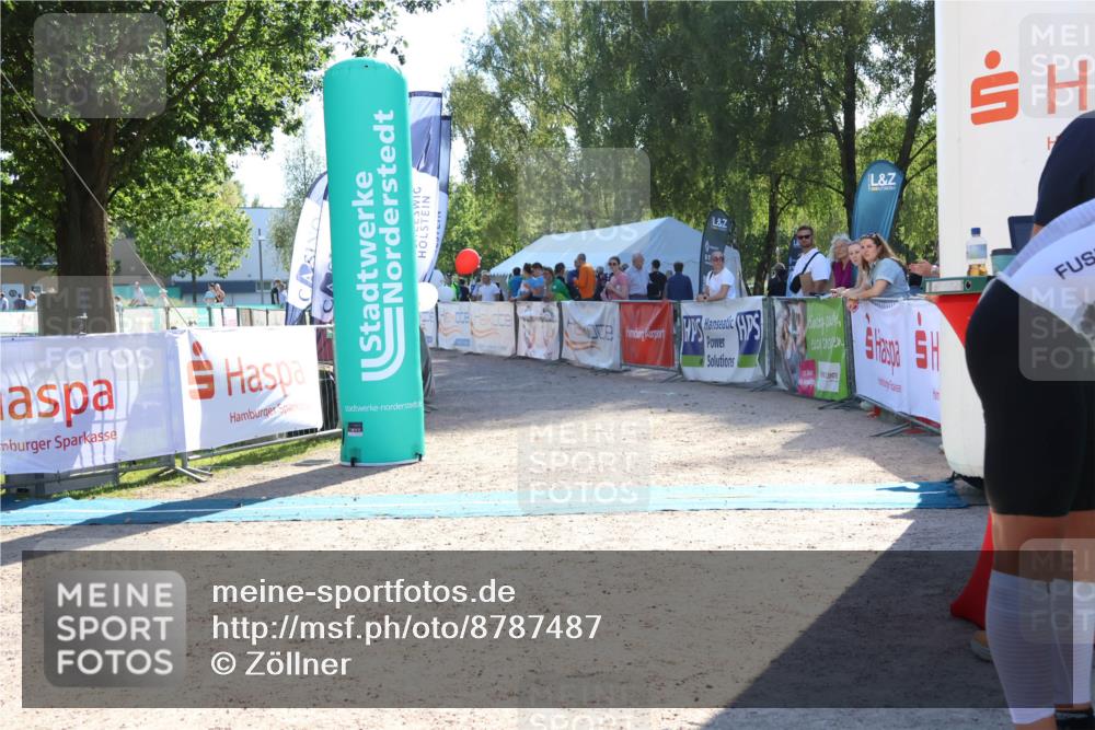 07.09.2025 - 19. Norderstedt Triathlon Zöllner http://msf.ph/oto/8787487 07.09.2025 15:54:00 Ziel 374 meine-sportfotos.de