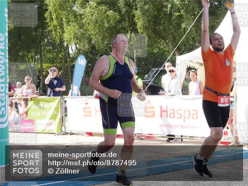07.09.2025 - 19. Norderstedt Triathlon Zöllner http://msf.ph/oto/8787495 07.09.2025 13:25:01 Ziel 725, 810, 1263 meine-sportfotos.de