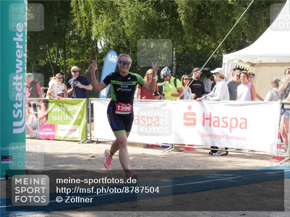 07.09.2025 - 19. Norderstedt Triathlon Zöllner http://msf.ph/oto/8787504 07.09.2025 13:25:14 Ziel 1366, 1396 meine-sportfotos.de