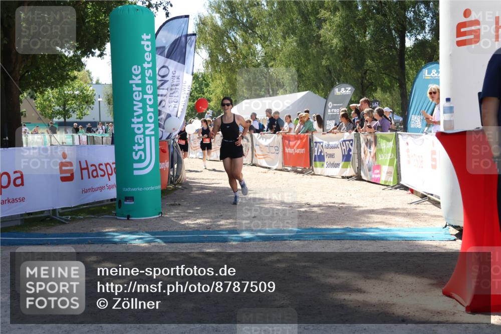 07.09.2025 - 19. Norderstedt Triathlon Zöllner http://msf.ph/oto/8787509 07.09.2025 13:35:14 Ziel 175, 272, 1374 meine-sportfotos.de