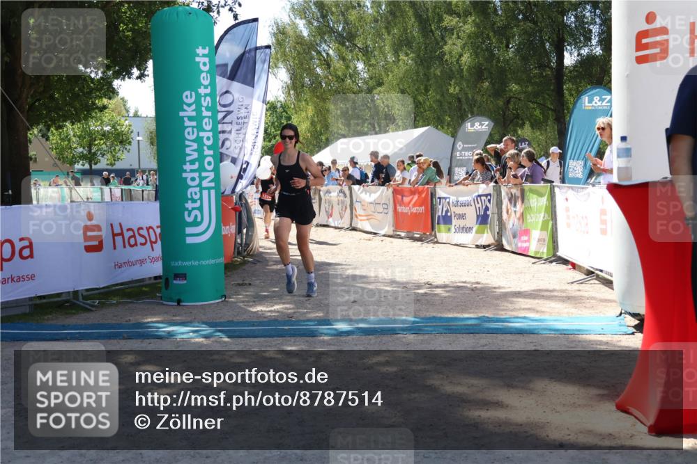 07.09.2025 - 19. Norderstedt Triathlon Zöllner http://msf.ph/oto/8787514 07.09.2025 13:35:14 Ziel 175, 272, 1374 meine-sportfotos.de