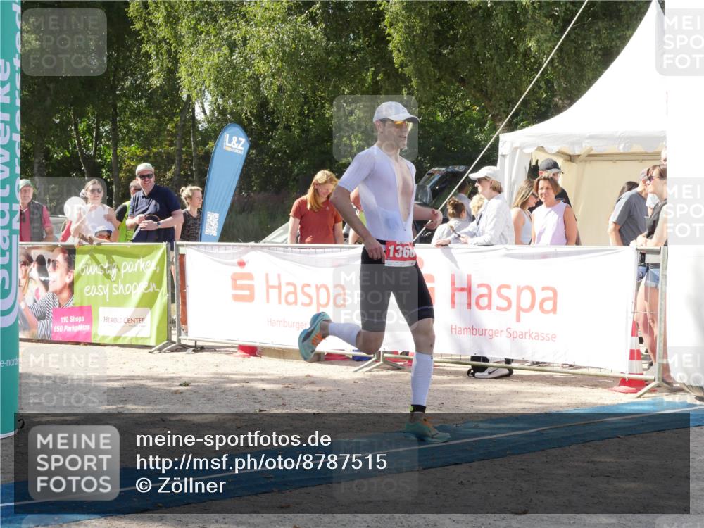 07.09.2025 - 19. Norderstedt Triathlon Zöllner http://msf.ph/oto/8787515 07.09.2025 13:25:16 Ziel 1366, 1396 meine-sportfotos.de