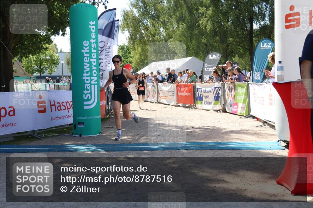 07.09.2025 - 19. Norderstedt Triathlon Zöllner http://msf.ph/oto/8787516 07.09.2025 13:35:15 Ziel 175, 272, 1374 meine-sportfotos.de