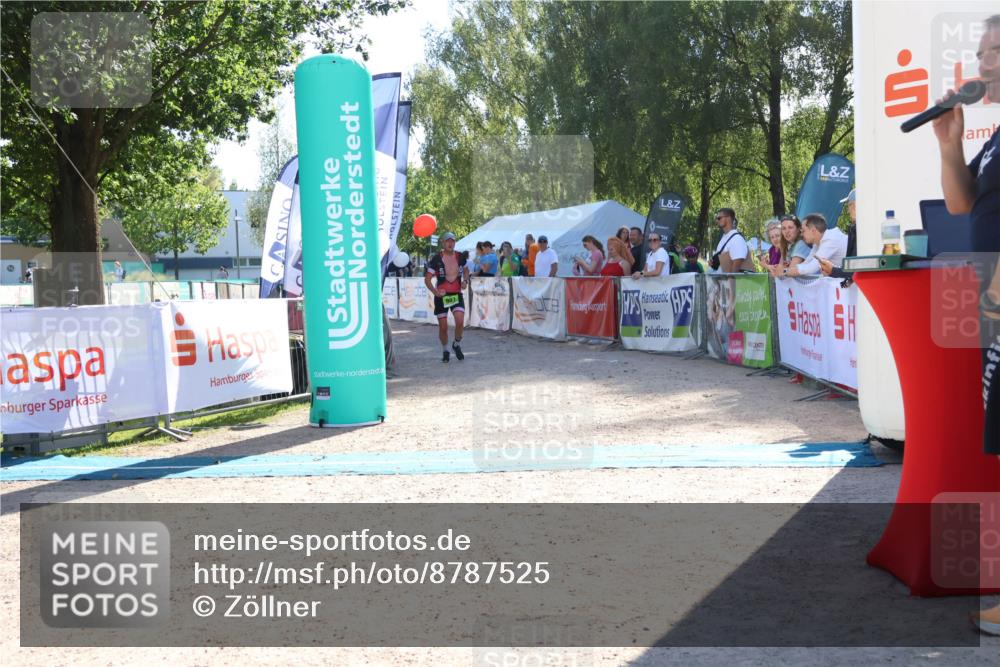07.09.2025 - 19. Norderstedt Triathlon Zöllner http://msf.ph/oto/8787525 07.09.2025 15:55:33 Ziel 987 meine-sportfotos.de
