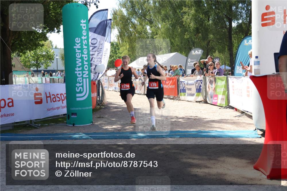 07.09.2025 - 19. Norderstedt Triathlon Zöllner http://msf.ph/oto/8787543 07.09.2025 13:35:17 Ziel 175, 272, 1374 meine-sportfotos.de