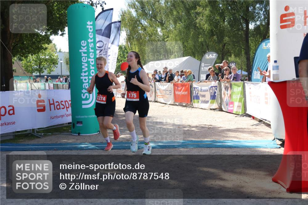 07.09.2025 - 19. Norderstedt Triathlon Zöllner http://msf.ph/oto/8787548 07.09.2025 13:35:18 Ziel 175, 272, 1374 meine-sportfotos.de