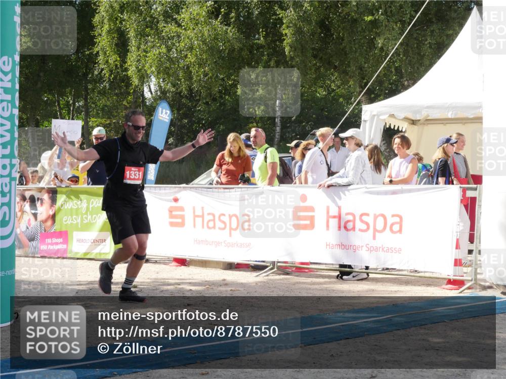 07.09.2025 - 19. Norderstedt Triathlon Zöllner http://msf.ph/oto/8787550 07.09.2025 13:26:08 Ziel 1331 meine-sportfotos.de