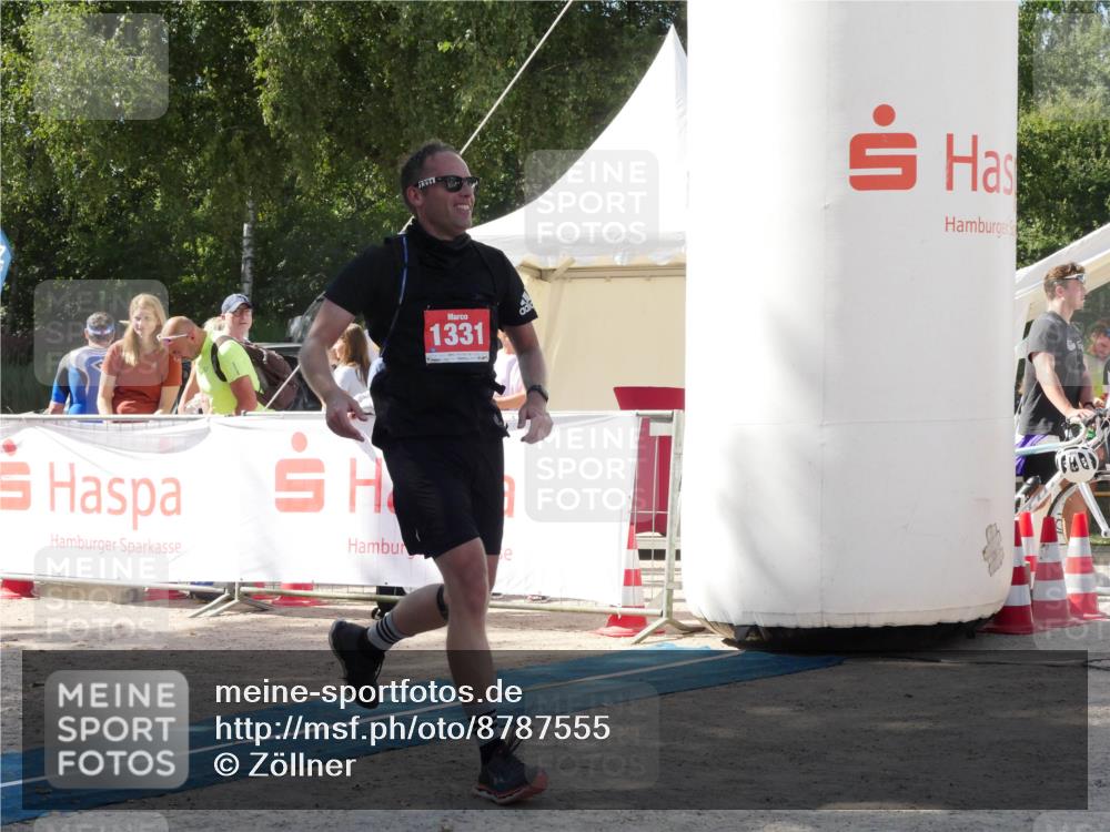 07.09.2025 - 19. Norderstedt Triathlon Zöllner http://msf.ph/oto/8787555 07.09.2025 13:26:09 Ziel 1331 meine-sportfotos.de