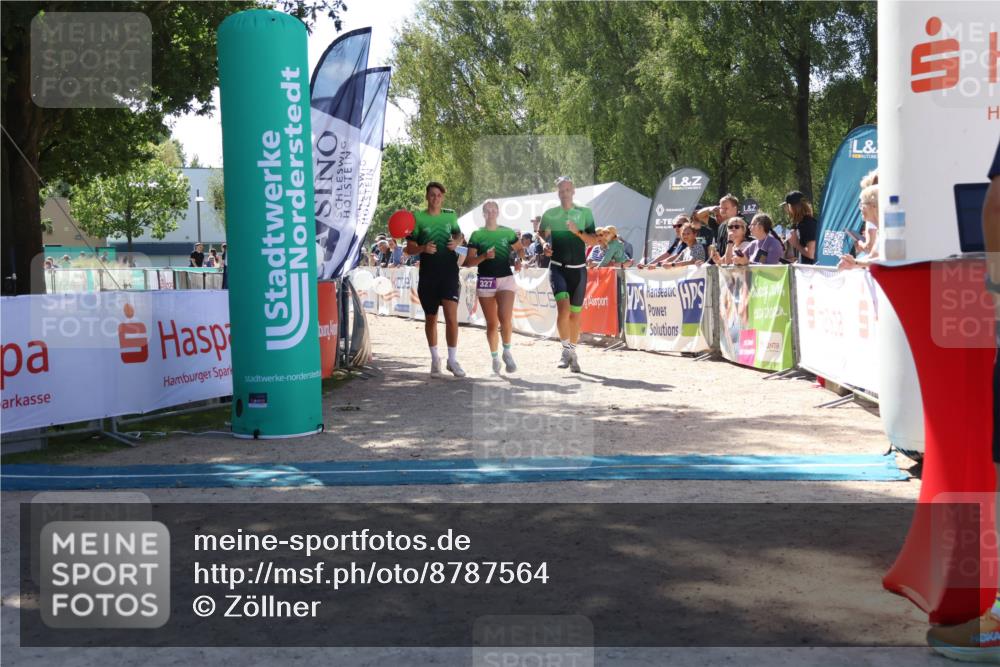 07.09.2025 - 19. Norderstedt Triathlon Zöllner http://msf.ph/oto/8787564 07.09.2025 13:35:38 Ziel 327 meine-sportfotos.de