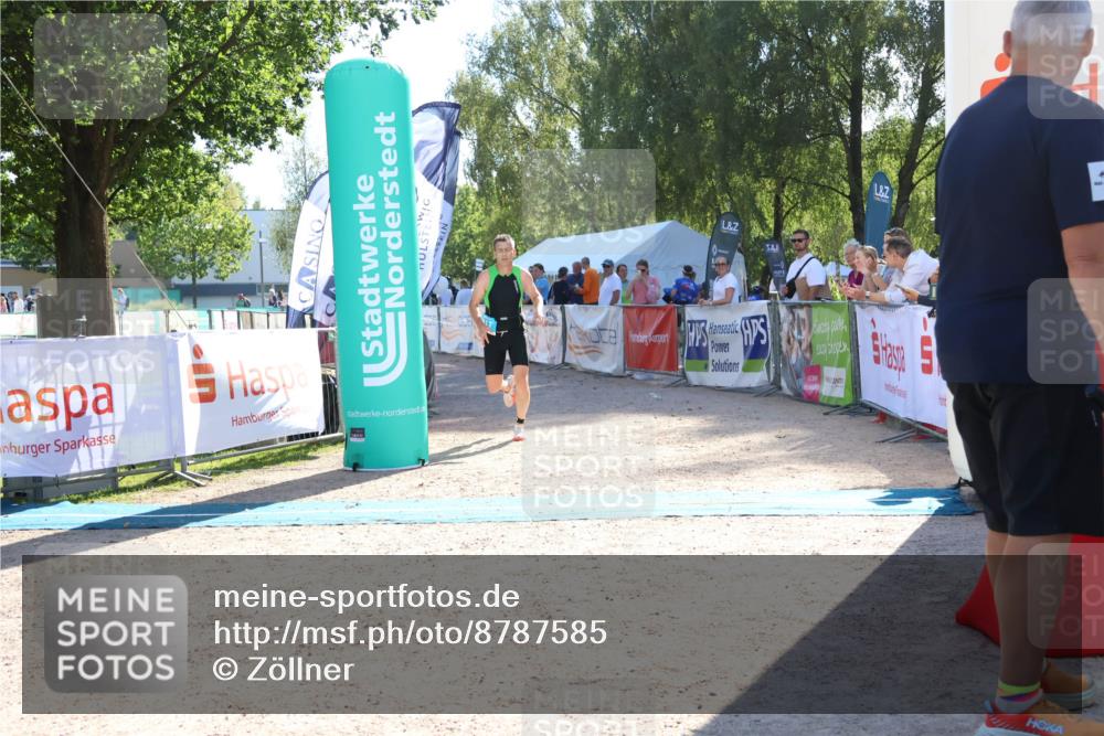 07.09.2025 - 19. Norderstedt Triathlon Zöllner http://msf.ph/oto/8787585 07.09.2025 15:56:08 Ziel 417 meine-sportfotos.de