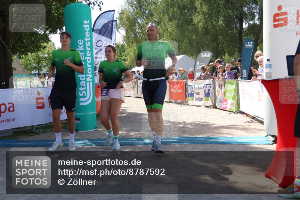 07.09.2025 - 19. Norderstedt Triathlon Zöllner http://msf.ph/oto/8787592 07.09.2025 13:35:40 Ziel 327 meine-sportfotos.de
