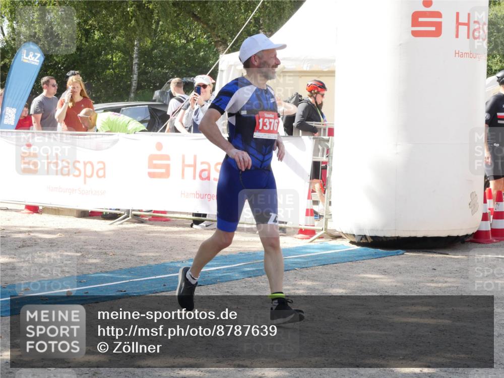 07.09.2025 - 19. Norderstedt Triathlon Zöllner http://msf.ph/oto/8787639 07.09.2025 13:27:43 Ziel 248, 1376 meine-sportfotos.de