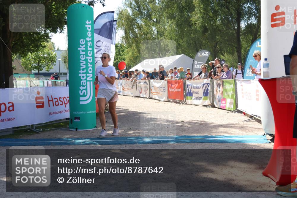 07.09.2025 - 19. Norderstedt Triathlon Zöllner http://msf.ph/oto/8787642 07.09.2025 13:35:51 Ziel 331 meine-sportfotos.de