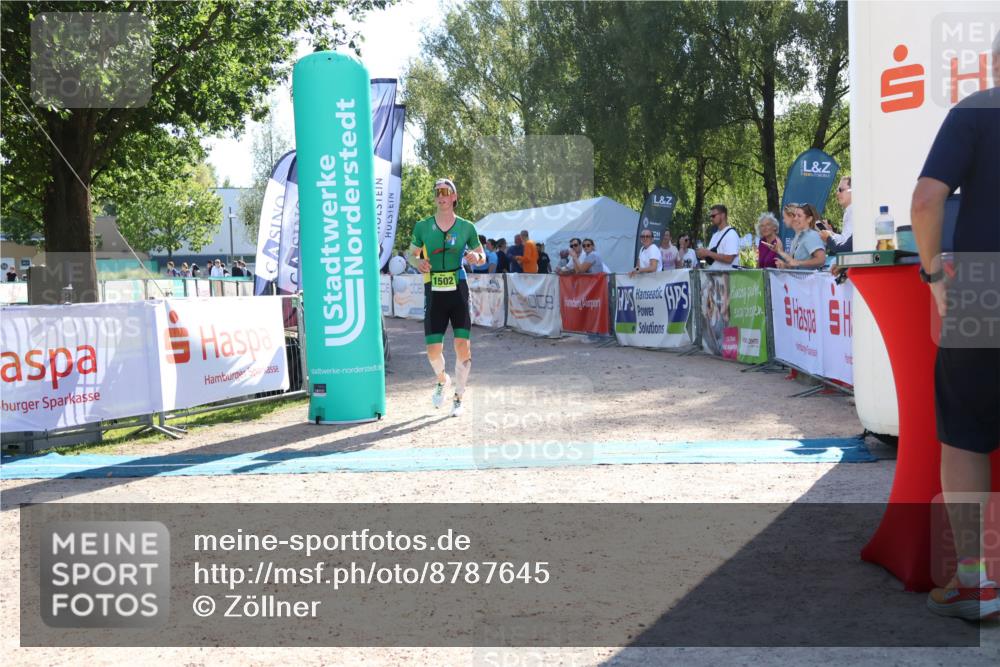 07.09.2025 - 19. Norderstedt Triathlon Zöllner http://msf.ph/oto/8787645 07.09.2025 15:58:29 Ziel  meine-sportfotos.de