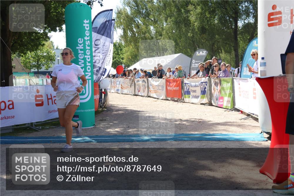 07.09.2025 - 19. Norderstedt Triathlon Zöllner http://msf.ph/oto/8787649 07.09.2025 13:35:51 Ziel 331 meine-sportfotos.de