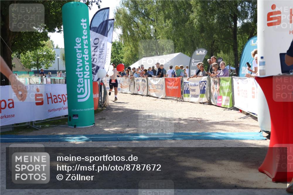 07.09.2025 - 19. Norderstedt Triathlon Zöllner http://msf.ph/oto/8787672 07.09.2025 13:36:35 Ziel 145, 1326 meine-sportfotos.de