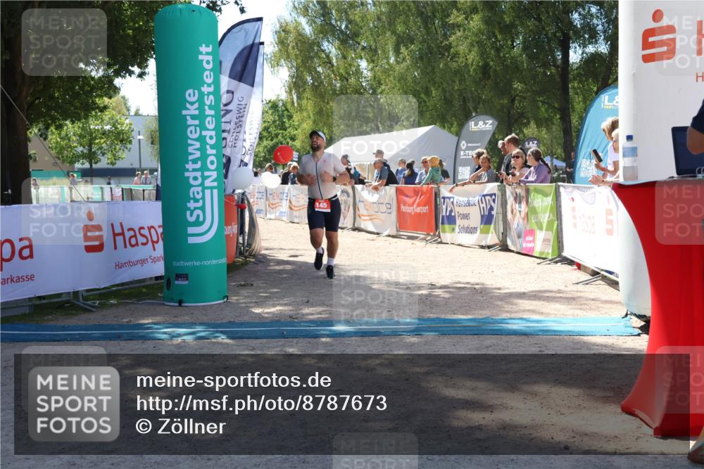 07.09.2025 - 19. Norderstedt Triathlon Zöllner http://msf.ph/oto/8787673 07.09.2025 13:36:37 Ziel 145, 1326 meine-sportfotos.de