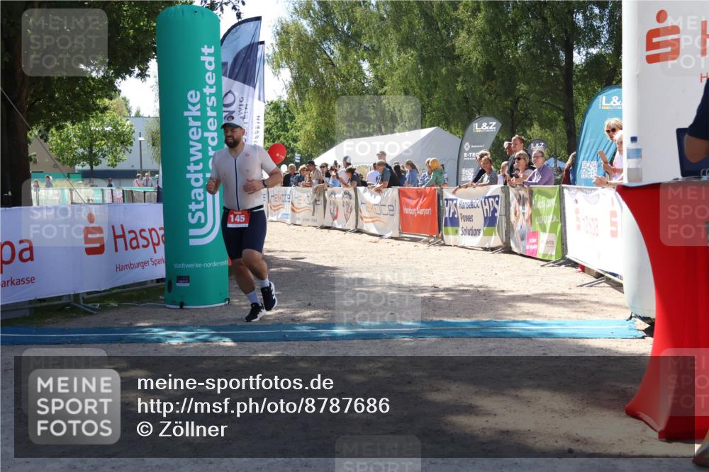 07.09.2025 - 19. Norderstedt Triathlon Zöllner http://msf.ph/oto/8787686 07.09.2025 13:36:38 Ziel 145, 1326 meine-sportfotos.de