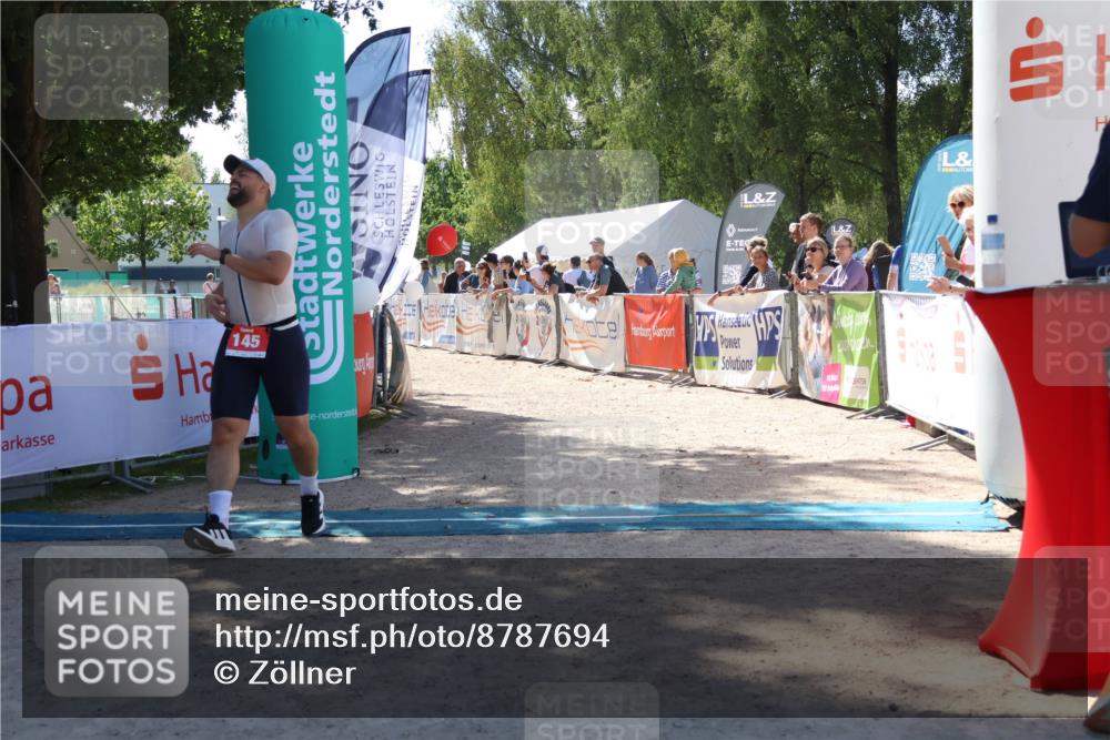 07.09.2025 - 19. Norderstedt Triathlon Zöllner http://msf.ph/oto/8787694 07.09.2025 13:36:39 Ziel 145, 1326 meine-sportfotos.de