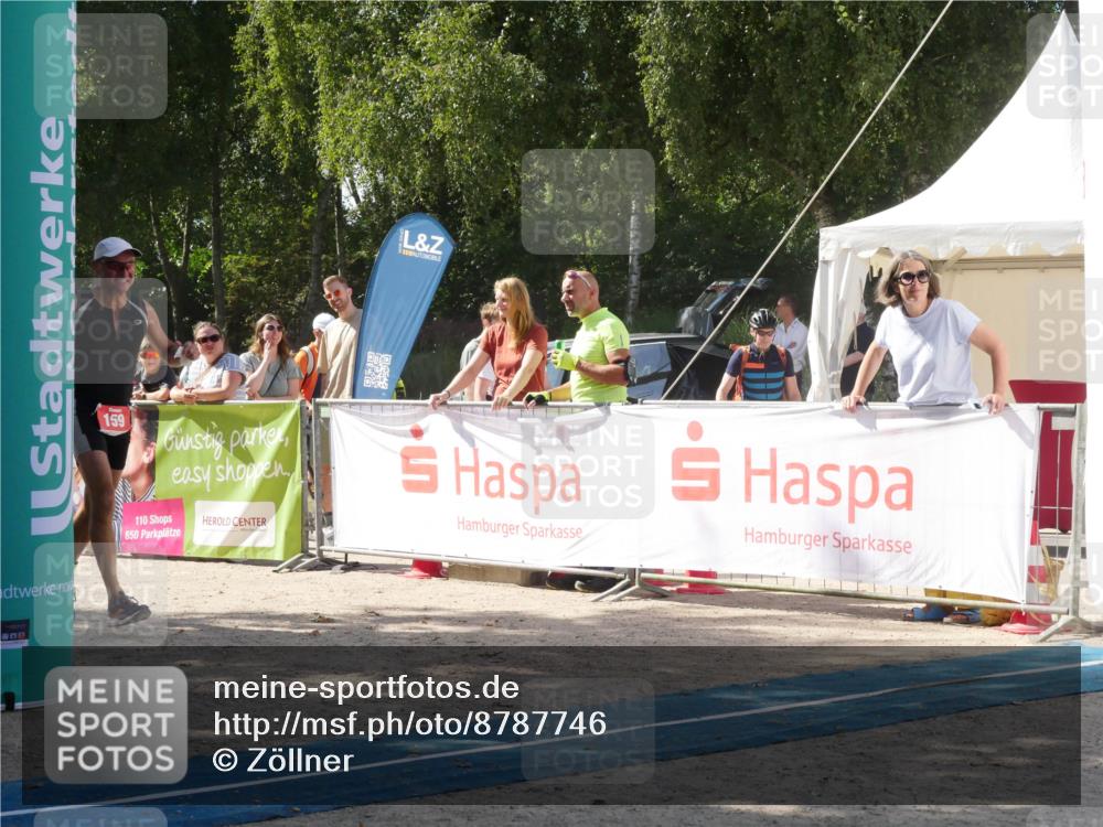 07.09.2025 - 19. Norderstedt Triathlon Zöllner http://msf.ph/oto/8787746 07.09.2025 13:29:58 Ziel 159 meine-sportfotos.de