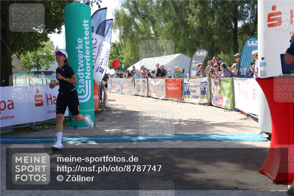 07.09.2025 - 19. Norderstedt Triathlon Zöllner http://msf.ph/oto/8787747 07.09.2025 13:36:53 Ziel 277, 718 meine-sportfotos.de