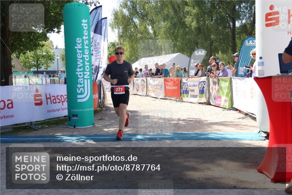 07.09.2025 - 19. Norderstedt Triathlon Zöllner http://msf.ph/oto/8787764 07.09.2025 13:36:57 Ziel 277, 718 meine-sportfotos.de