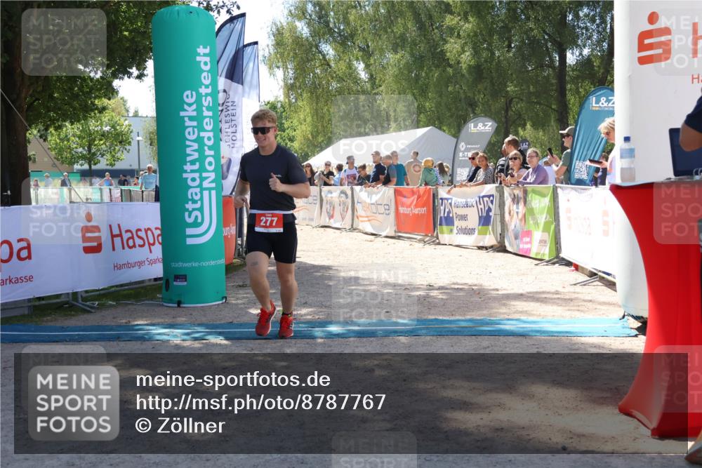 07.09.2025 - 19. Norderstedt Triathlon Zöllner http://msf.ph/oto/8787767 07.09.2025 13:36:58 Ziel 277, 718 meine-sportfotos.de