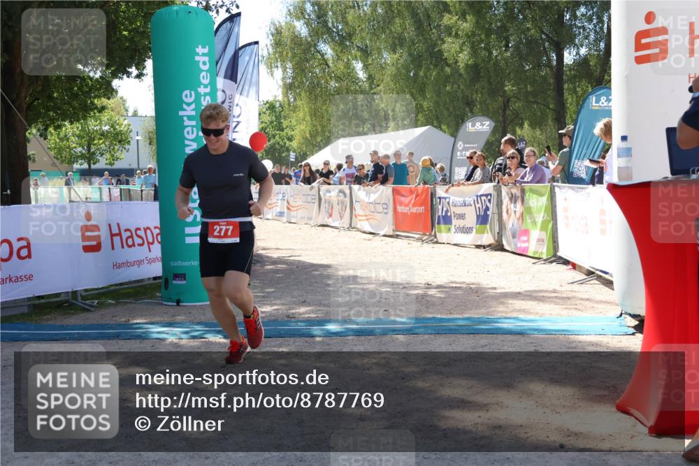 07.09.2025 - 19. Norderstedt Triathlon Zöllner http://msf.ph/oto/8787769 07.09.2025 13:36:58 Ziel 277, 718 meine-sportfotos.de