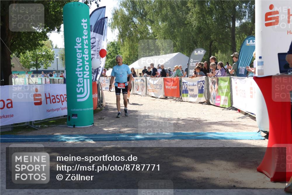07.09.2025 - 19. Norderstedt Triathlon Zöllner http://msf.ph/oto/8787771 07.09.2025 13:37:19 Ziel 762, 1360 meine-sportfotos.de