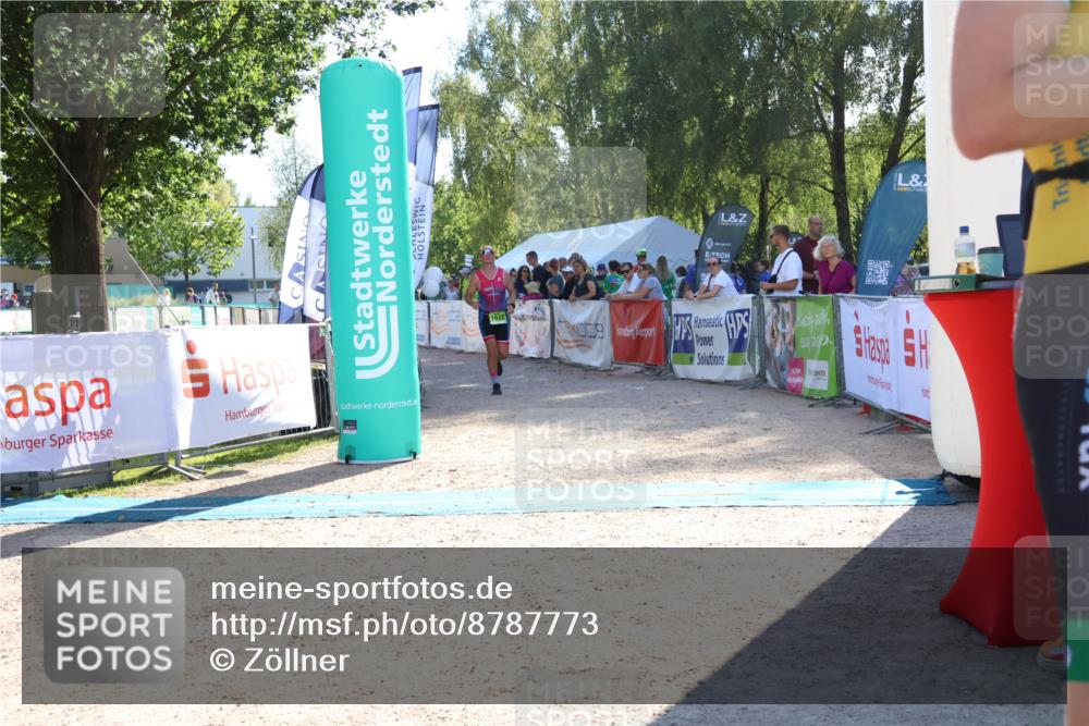 07.09.2025 - 19. Norderstedt Triathlon Zöllner http://msf.ph/oto/8787773 07.09.2025 15:59:26 Ziel 1022 meine-sportfotos.de