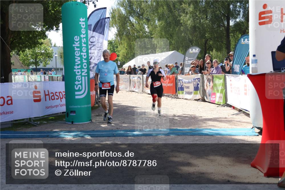 07.09.2025 - 19. Norderstedt Triathlon Zöllner http://msf.ph/oto/8787786 07.09.2025 13:37:20 Ziel 762, 1360 meine-sportfotos.de