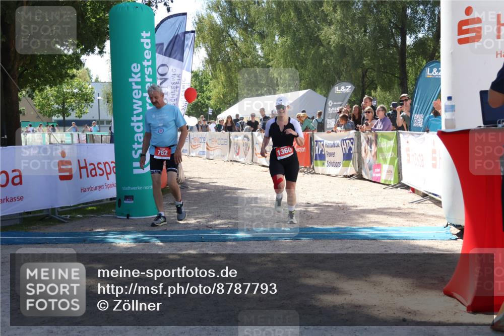 07.09.2025 - 19. Norderstedt Triathlon Zöllner http://msf.ph/oto/8787793 07.09.2025 13:37:21 Ziel 762, 1360 meine-sportfotos.de