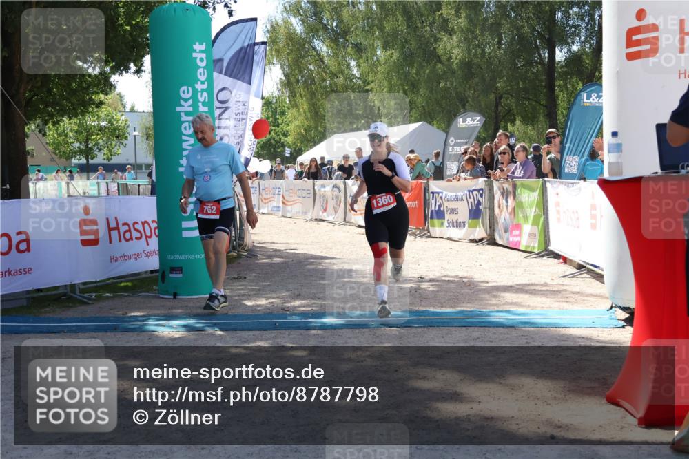 07.09.2025 - 19. Norderstedt Triathlon Zöllner http://msf.ph/oto/8787798 07.09.2025 13:37:21 Ziel 762, 1360 meine-sportfotos.de