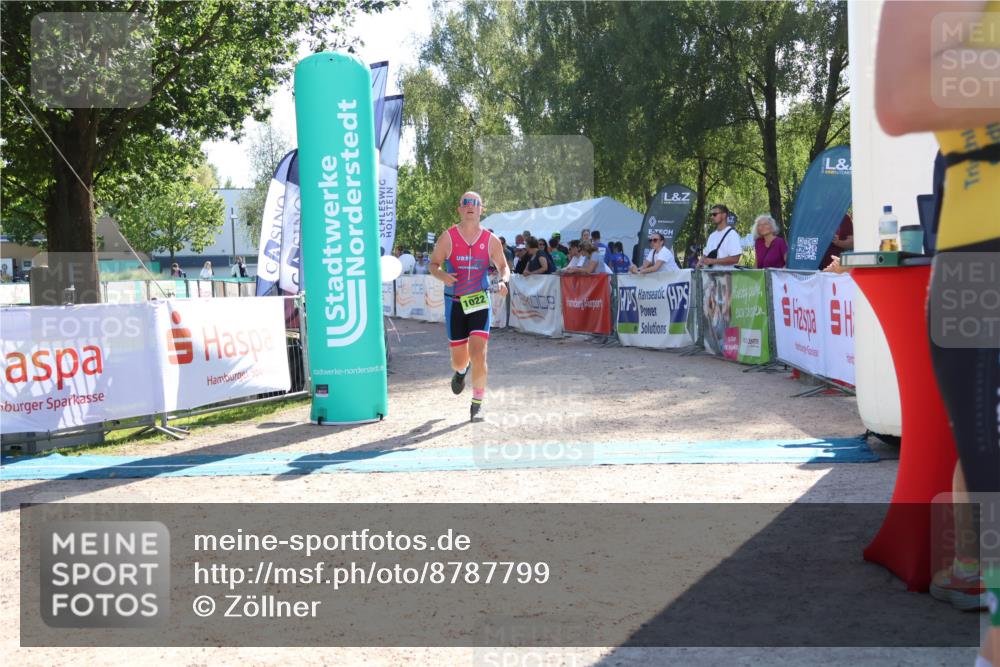 07.09.2025 - 19. Norderstedt Triathlon Zöllner http://msf.ph/oto/8787799 07.09.2025 15:59:29 Ziel 1022 meine-sportfotos.de