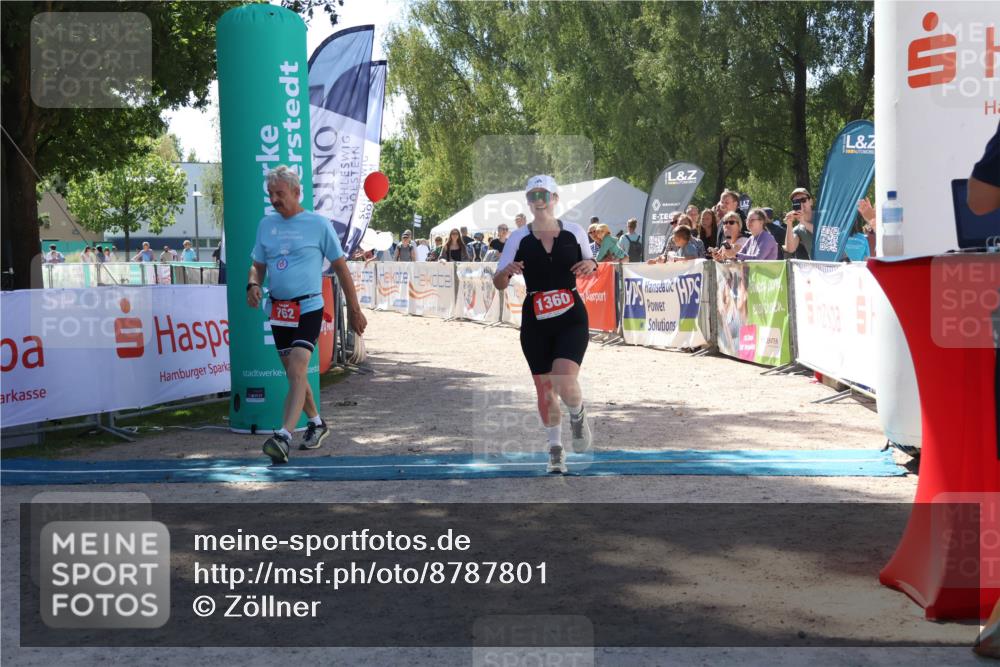 07.09.2025 - 19. Norderstedt Triathlon Zöllner http://msf.ph/oto/8787801 07.09.2025 13:37:21 Ziel 762, 1360 meine-sportfotos.de