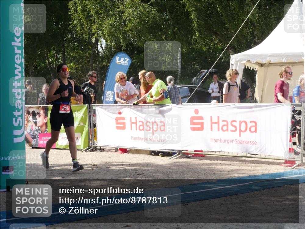07.09.2025 - 19. Norderstedt Triathlon Zöllner http://msf.ph/oto/8787813 07.09.2025 13:31:36 Ziel 224 meine-sportfotos.de