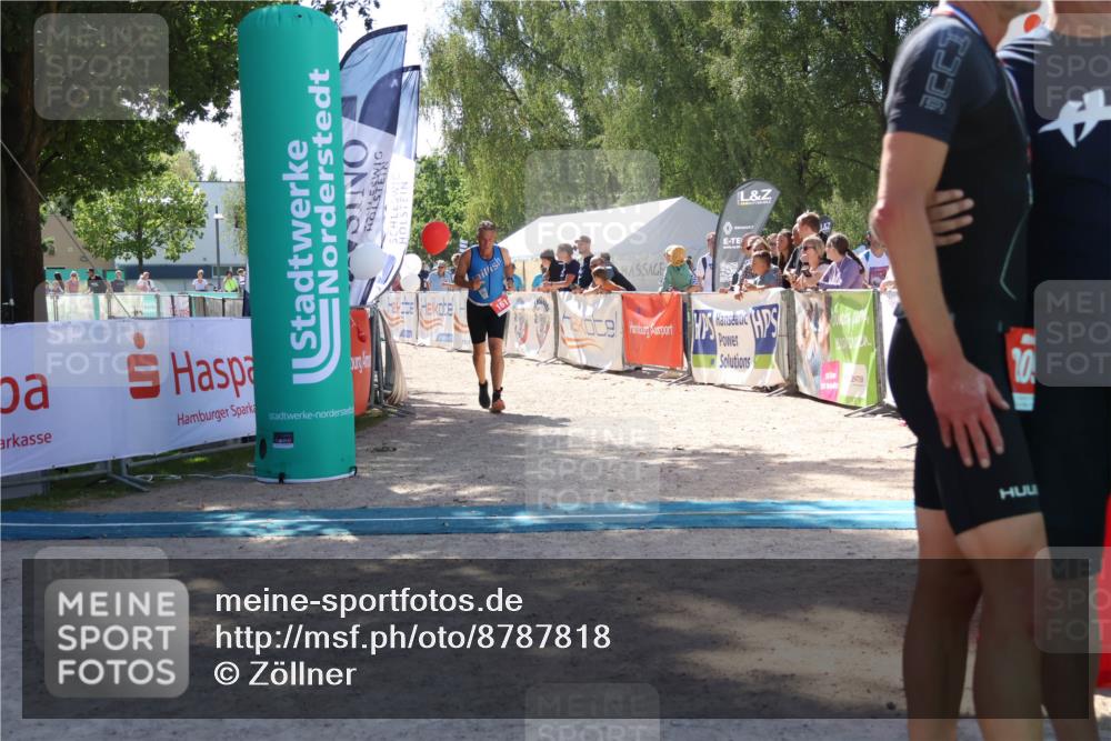 07.09.2025 - 19. Norderstedt Triathlon Zöllner http://msf.ph/oto/8787818 07.09.2025 13:37:43 Ziel 161 meine-sportfotos.de