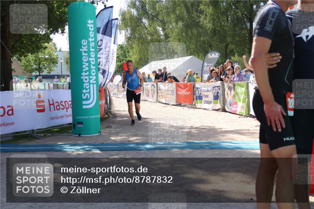 07.09.2025 - 19. Norderstedt Triathlon Zöllner http://msf.ph/oto/8787832 07.09.2025 13:37:44 Ziel 161 meine-sportfotos.de