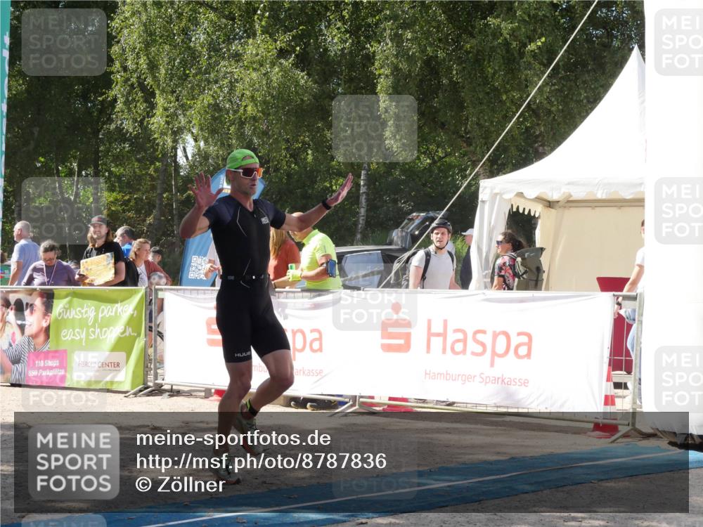 07.09.2025 - 19. Norderstedt Triathlon Zöllner http://msf.ph/oto/8787836 07.09.2025 13:31:57 Ziel 209 meine-sportfotos.de