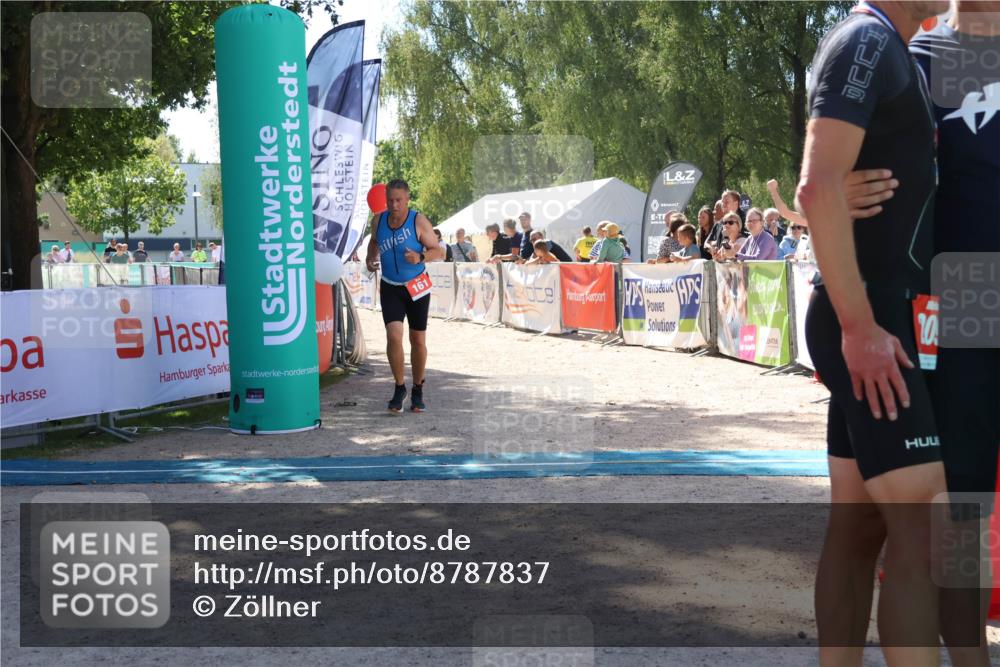 07.09.2025 - 19. Norderstedt Triathlon Zöllner http://msf.ph/oto/8787837 07.09.2025 13:37:44 Ziel 161 meine-sportfotos.de